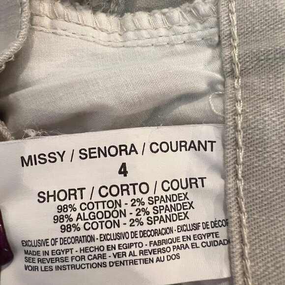 Women's Gloria Vanderbilt Cream Jeans with fancy stitched pockets, Size 4 - Picture 7 of 10